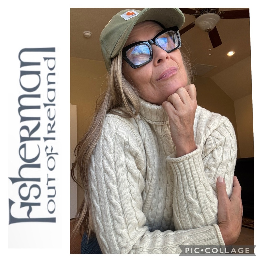 🦋Fisherman Out of Ireland Pure Wool Cashmere Blend Cable Knit Turtleneck🦋